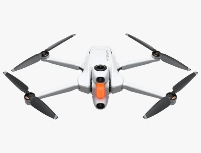 Review Drone 360 Antigravity A1, Drone 8K Futuristik dengan Vision Goggles yang Bikin Sensasi Terbang Lebih Nyata
