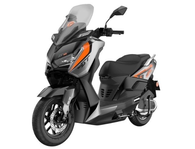 Review Yadea GTX GT80, Motor Listrik Mirip XMAX Harga di Bawah Rp30 Juta