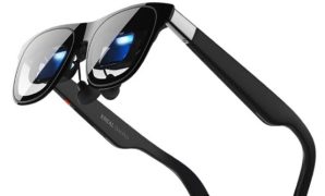 Kacamata AR dengan Layar Virtual 556 Inci, XREAL One Pro Kacamata AR dengan Layar Virtual 556 Inci, XREAL One Pro